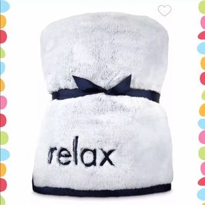 Bath & body works cozy blanket 2018